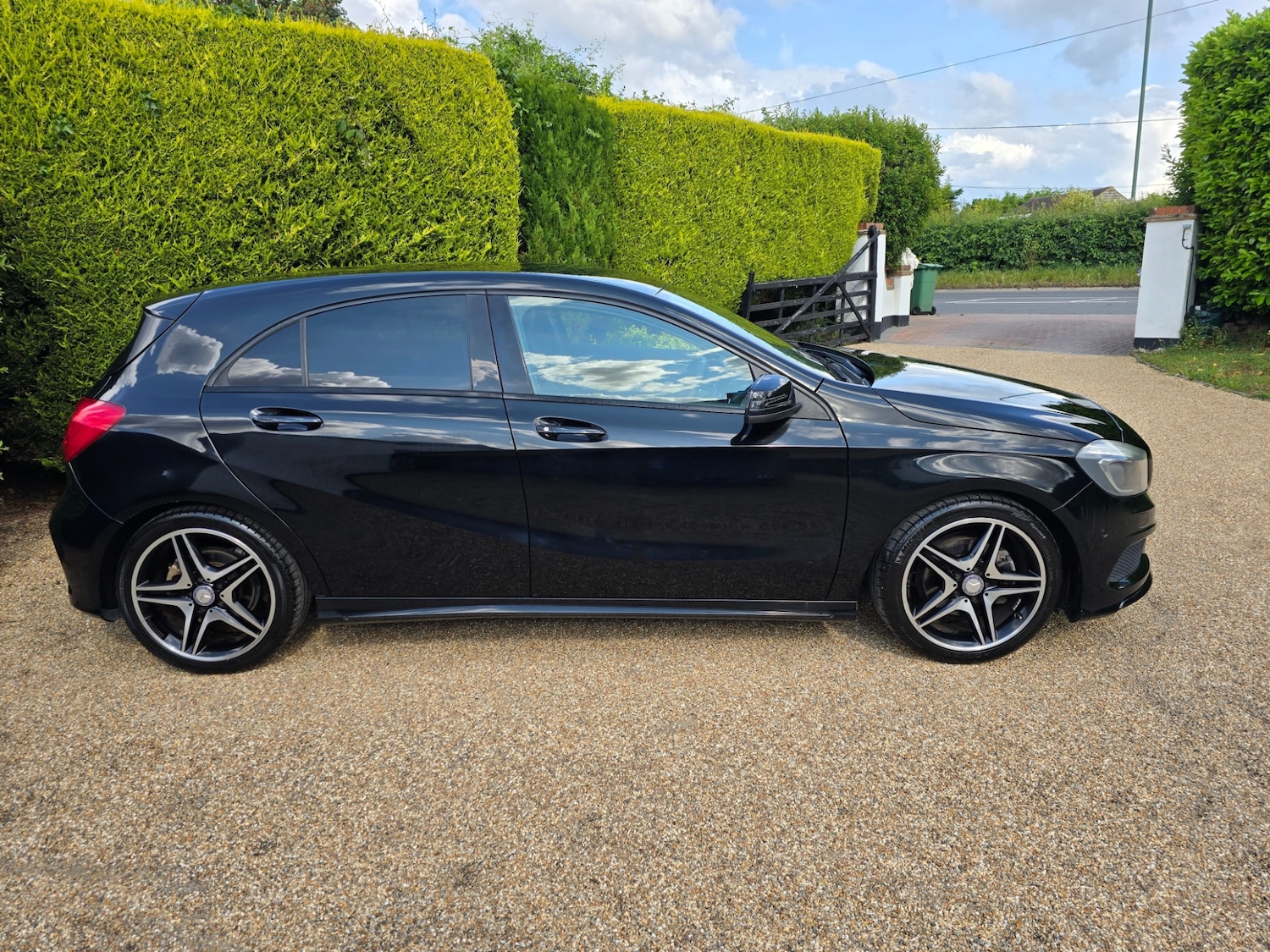Used Mercedes-Benz A-Class 2014 for sale - 76281851: Photo 14
