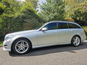 Used Mercedes-Benz C-Class 2013 for sale - 75836547: Photo