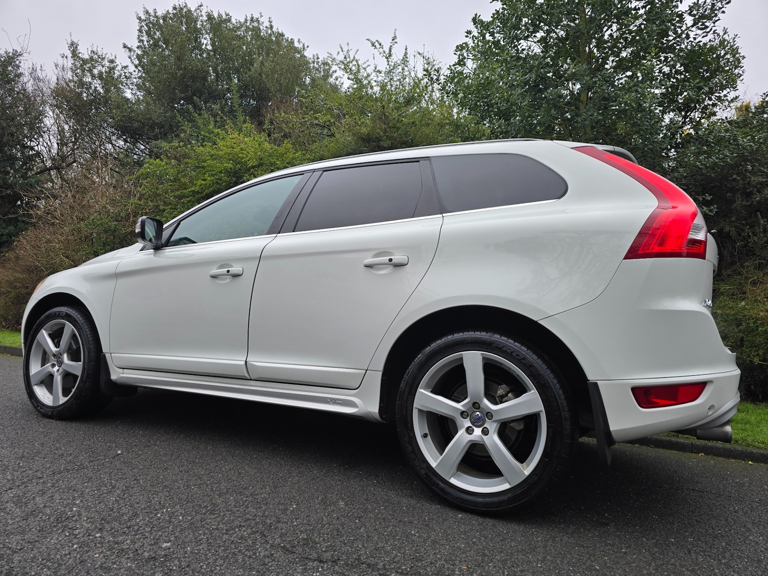 Used Volvo XC60 2013 for sale - 77135975: Photo 4