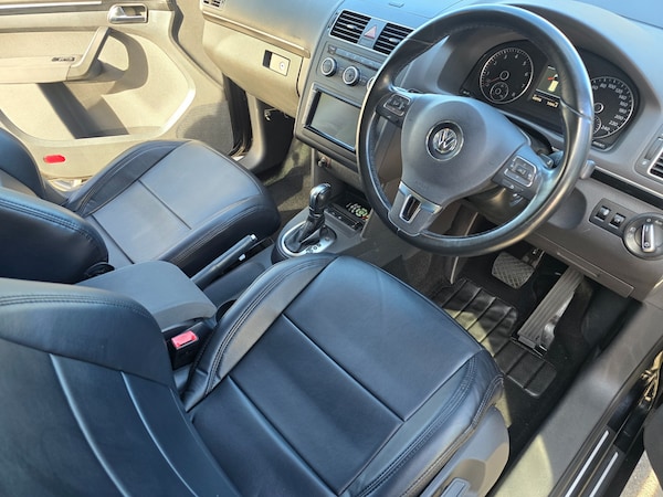 Used Volkswagen Touran 2013 for sale - 76058255: Photo 11