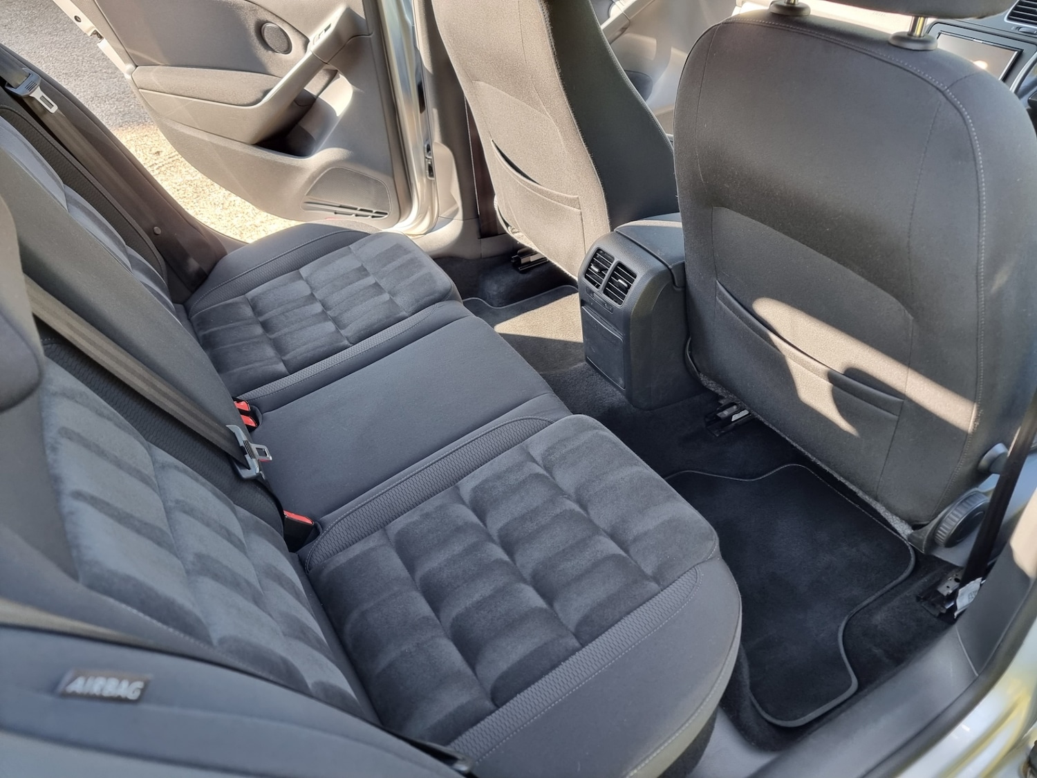 Used Volkswagen Golf 2012 for sale - 77173461: Photo 12