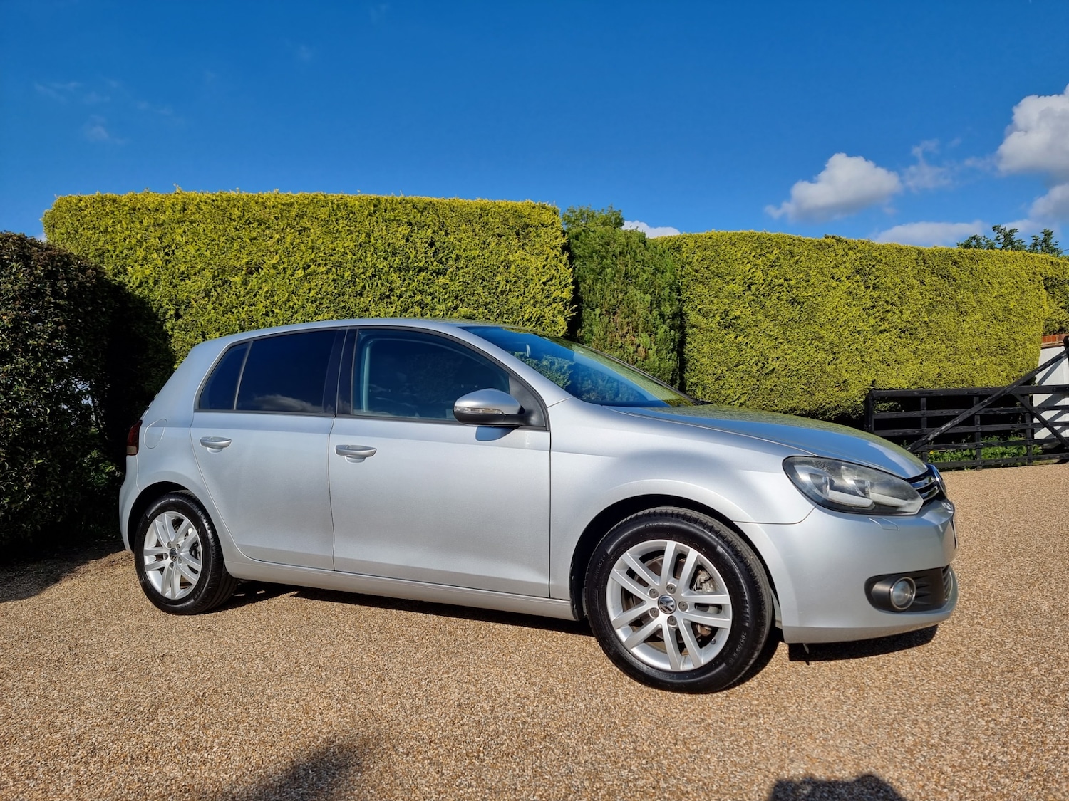 Used Volkswagen Golf 2012 for sale - 77173461: Photo 2