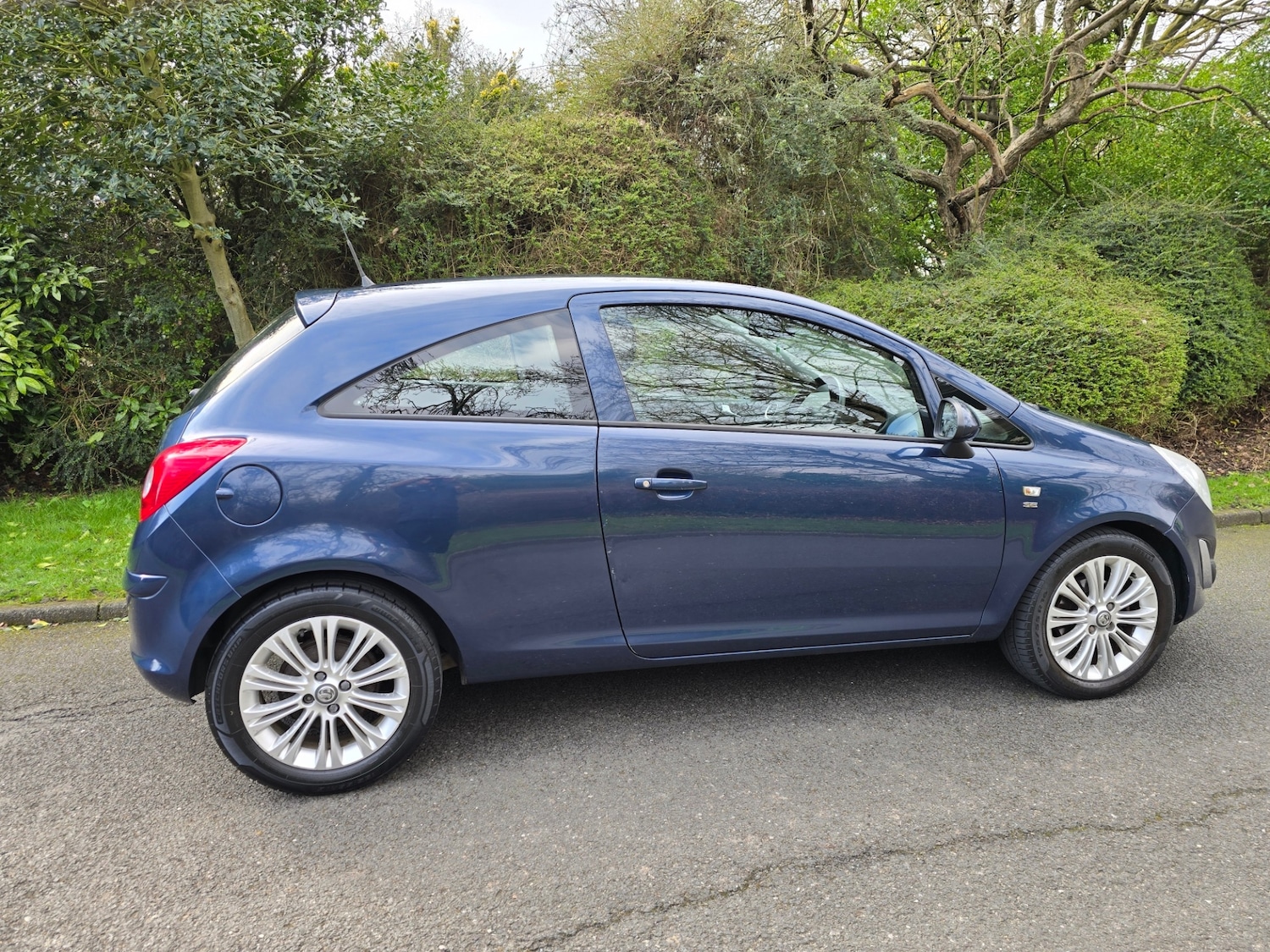 Used Vauxhall Corsa 2012 for sale - 77721790: Photo 7