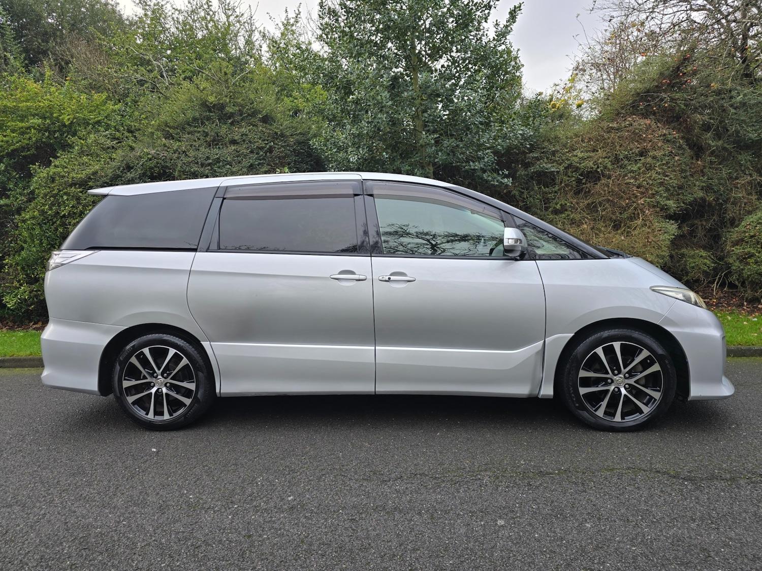 Used Toyota Estima 2014 for sale - 76984257: Photo 16