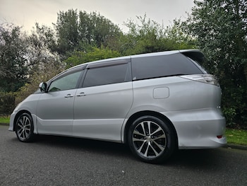 Used Toyota Estima 2014 for sale - 76984257: Photo