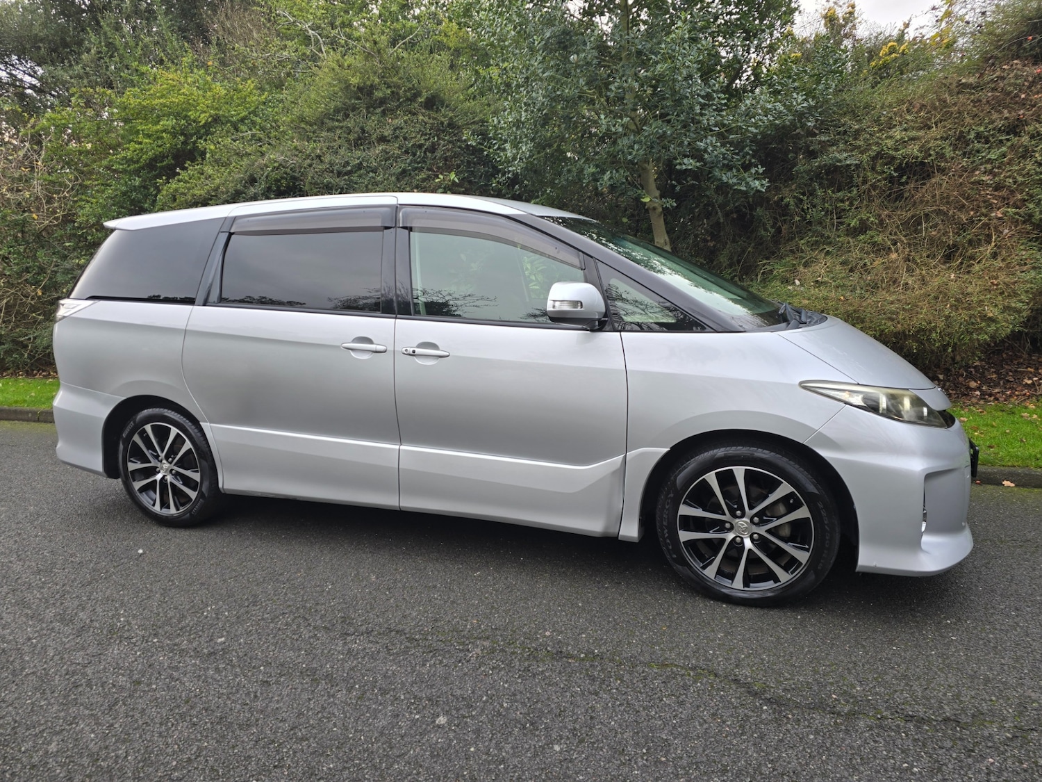 Used Toyota Estima 2014 for sale - 76984257: Photo 5
