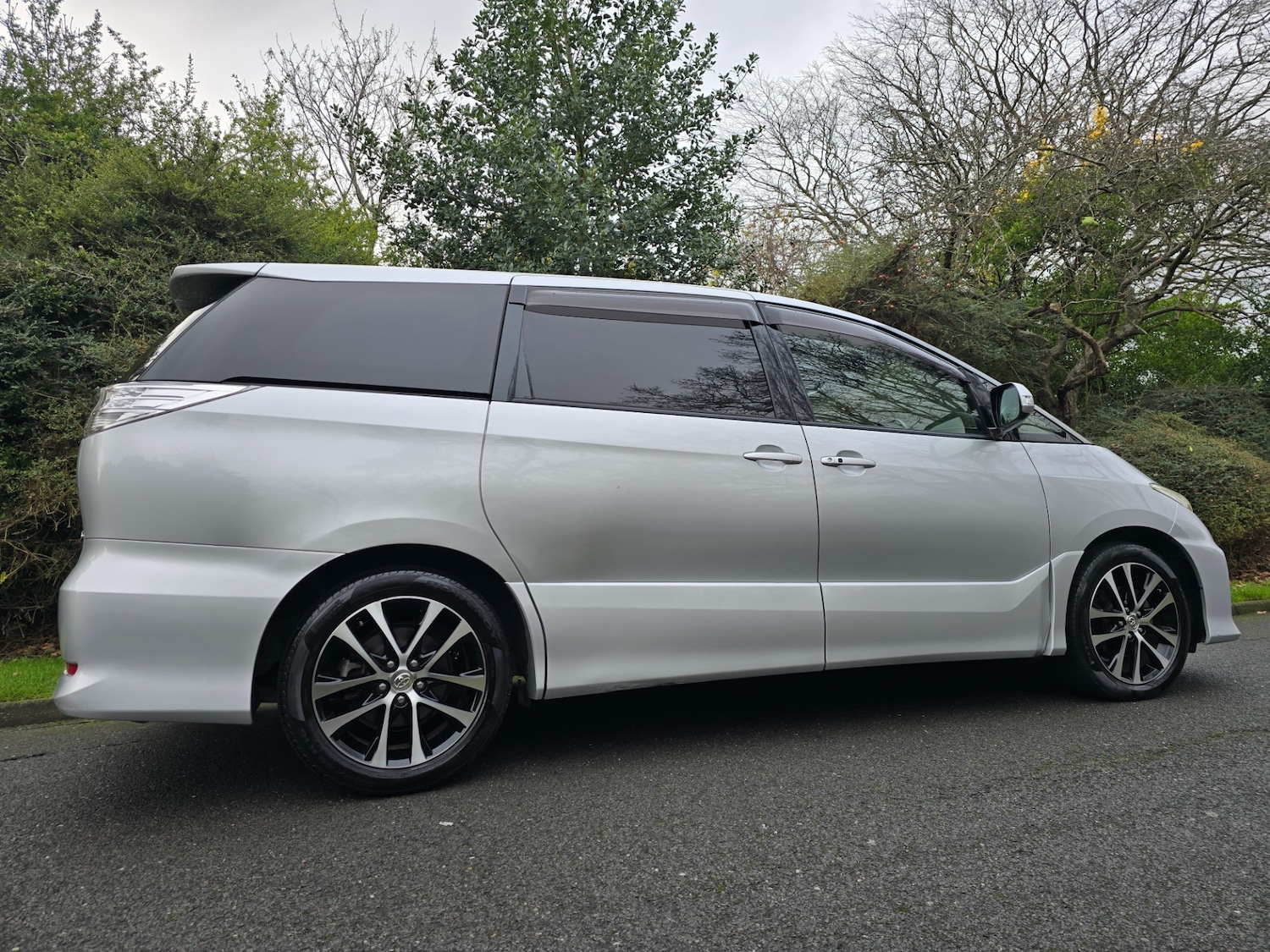 Used Toyota Estima 2014 for sale - 76984257: Photo 8