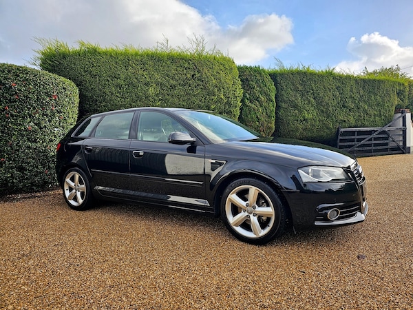 Used Audi A3 2012 for sale - 76212274: Photo 2