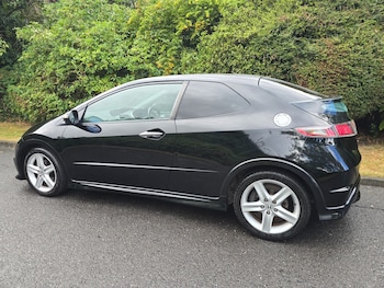 Used Honda Civic 2010 for sale - 75718531: Photo