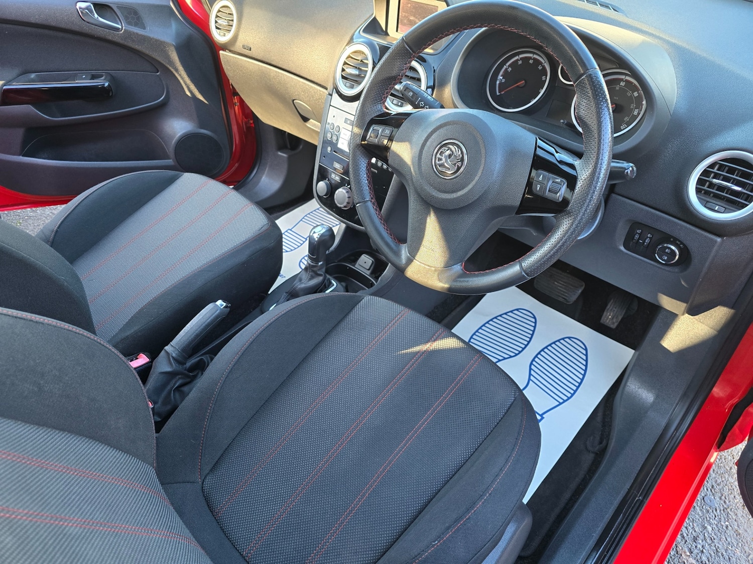 Used Vauxhall Corsa 2011 for sale - 76777773: Photo 12