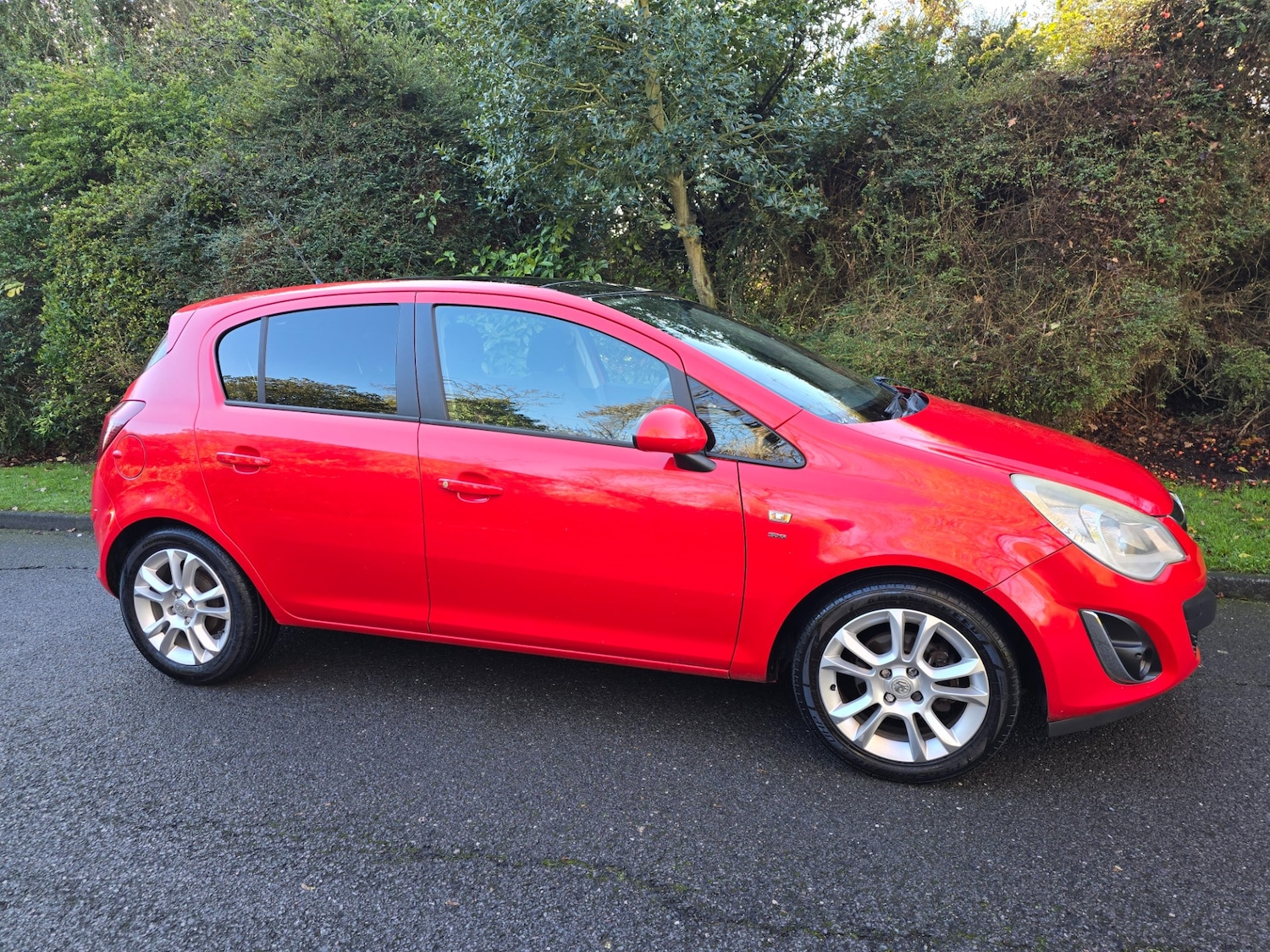 Used Vauxhall Corsa 2011 for sale - 76777773: Photo 5