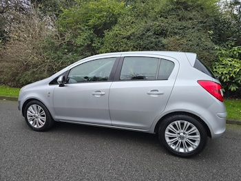 Used Vauxhall Corsa 2013 for sale - 77047480: Photo