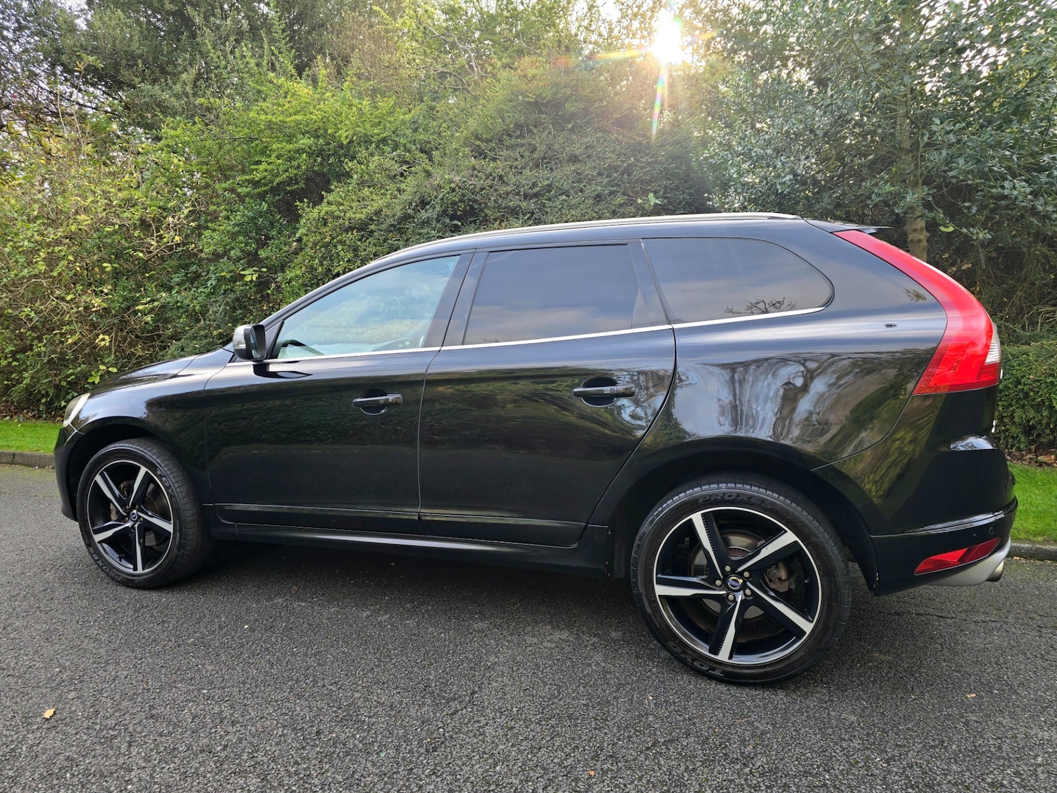 Used Volvo XC60 2014 for sale - 76560203: Photo 3