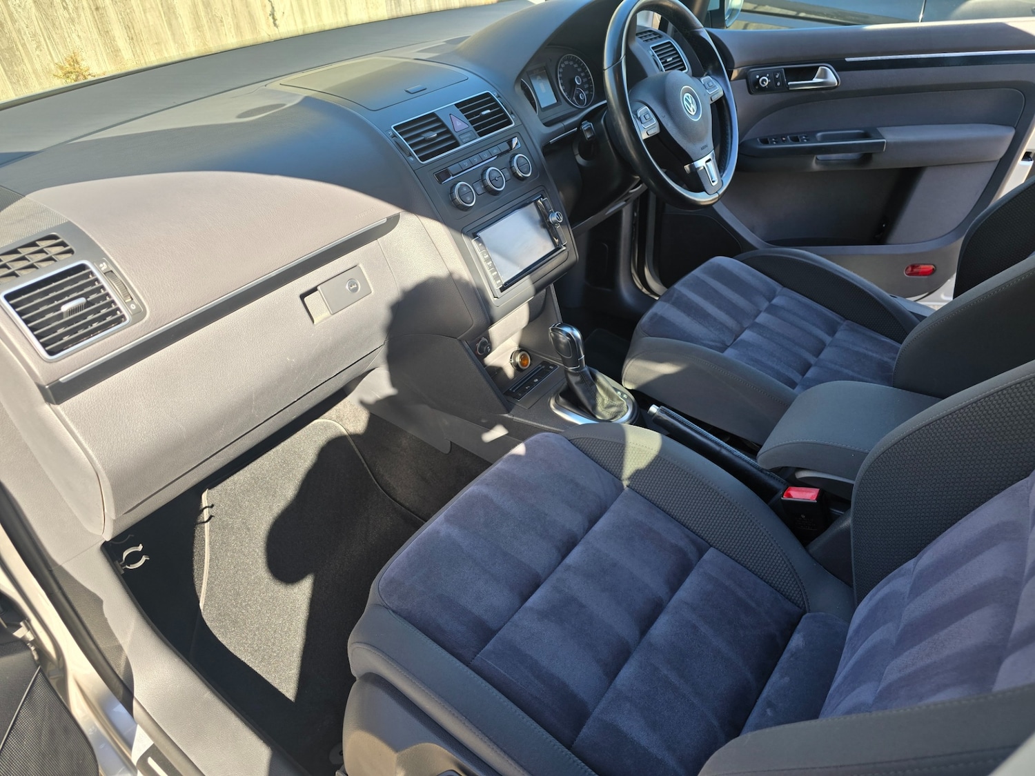 Used Volkswagen Touran 2013 for sale - 76058262: Photo 15