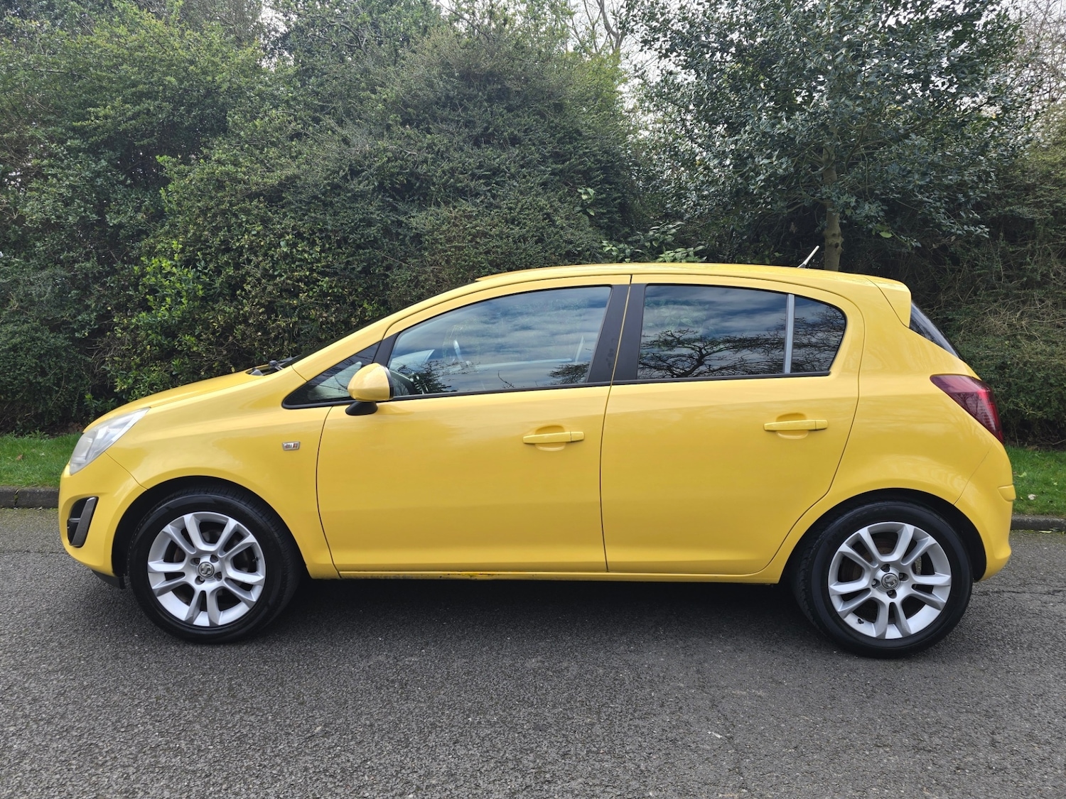 Used Vauxhall Corsa 2011 for sale - 77721776: Photo 15