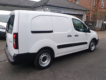 Used Peugeot Partner 2017 for sale - 77470319: Photo