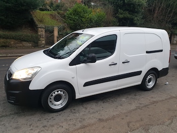 Used Peugeot Partner 2017 for sale - 77470319: Photo