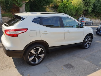 Used Nissan Qashqai 2017 for sale - 79468677: Photo