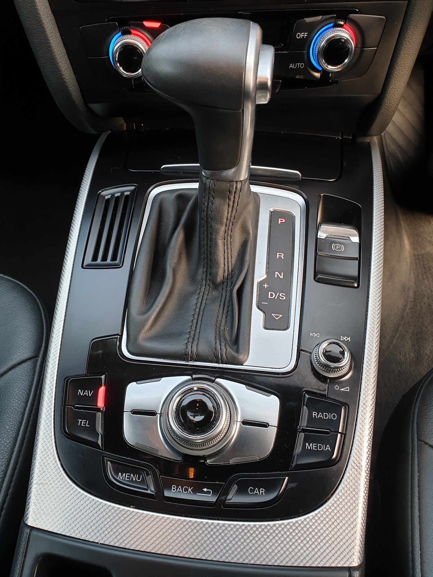 Used Audi A4 2013 for sale - 77470302: Photo 16