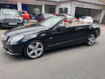 Used Mercedes-Benz E Class 2010 for sale - 78754372: Photo