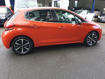 Used Peugeot 208 2018 for sale - 78840717: Photo