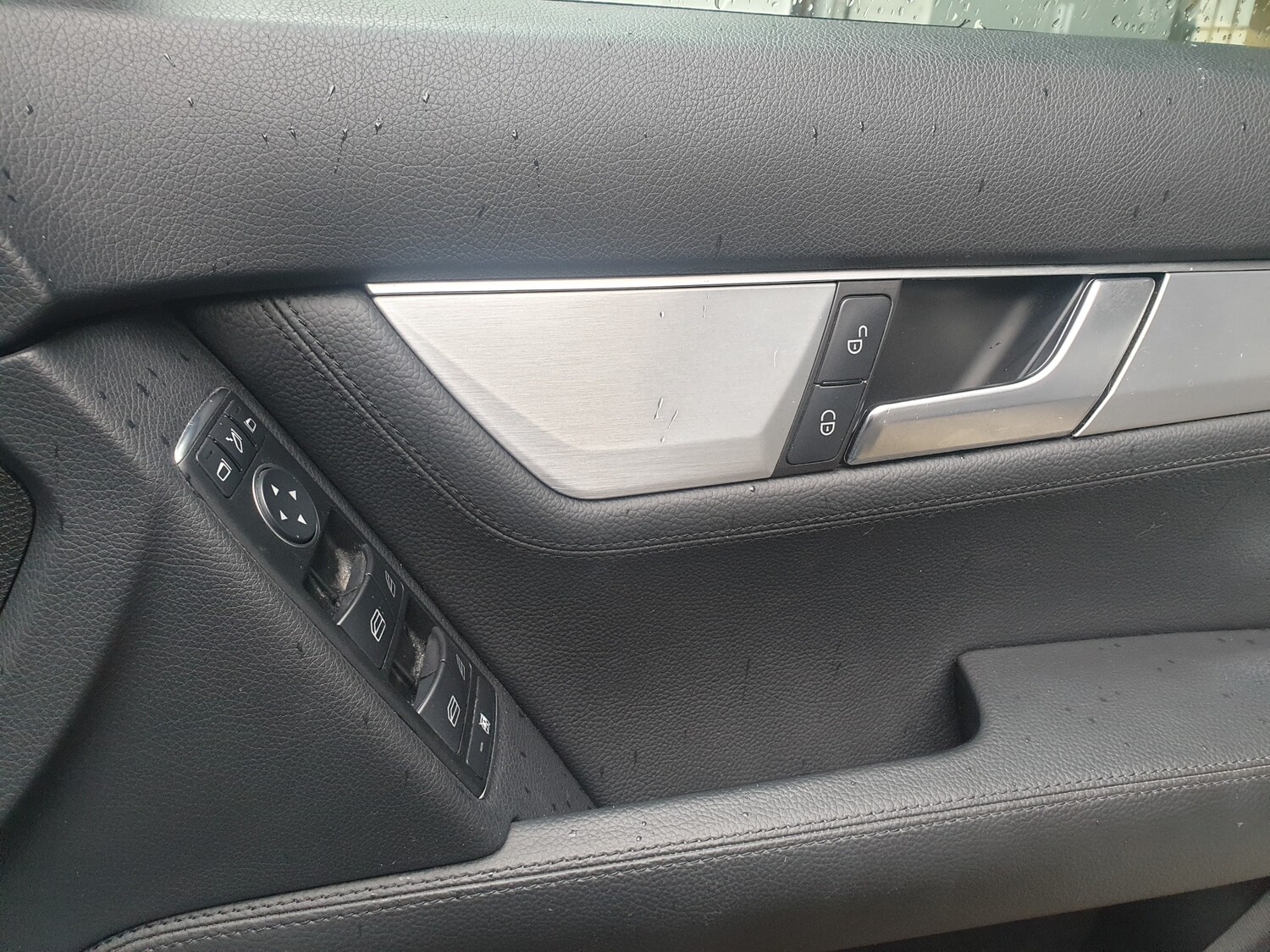 Used Mercedes-Benz C Class 2012 for sale - 77470315: Photo 16