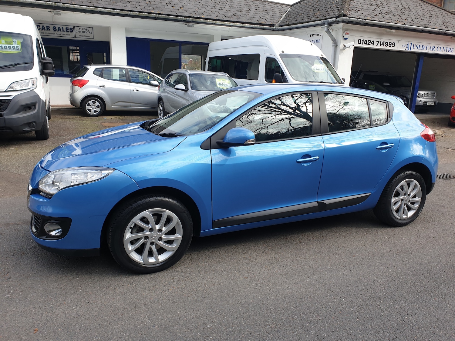 Used Renault Megane for sale - 78122240: Photo 3