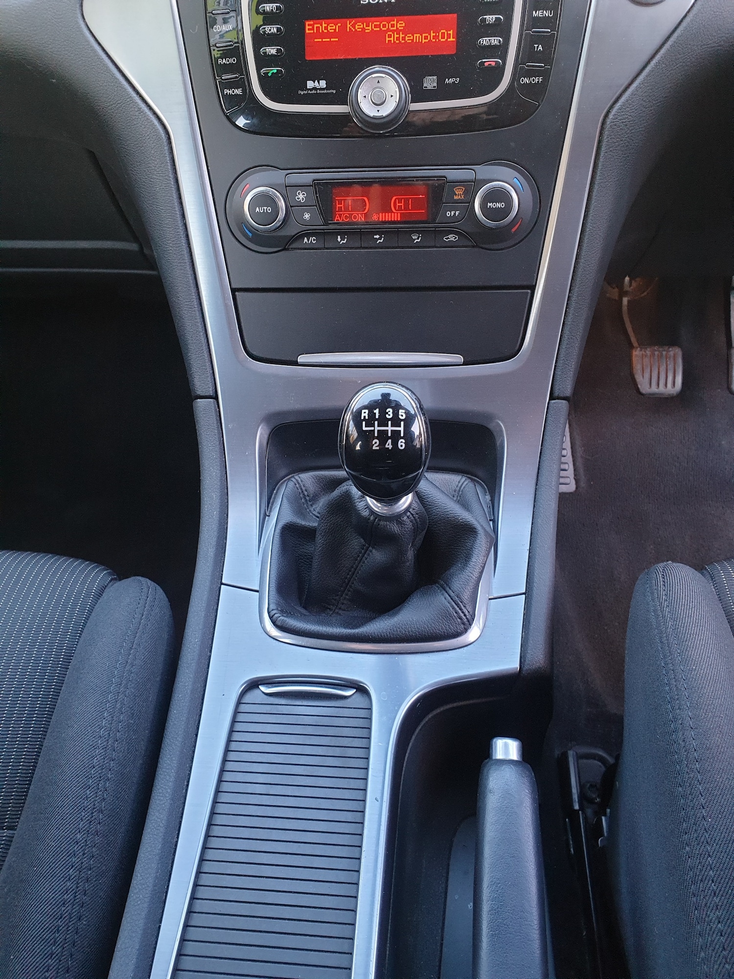 Used Ford Mondeo 2013 for sale - 77470305: Photo 18