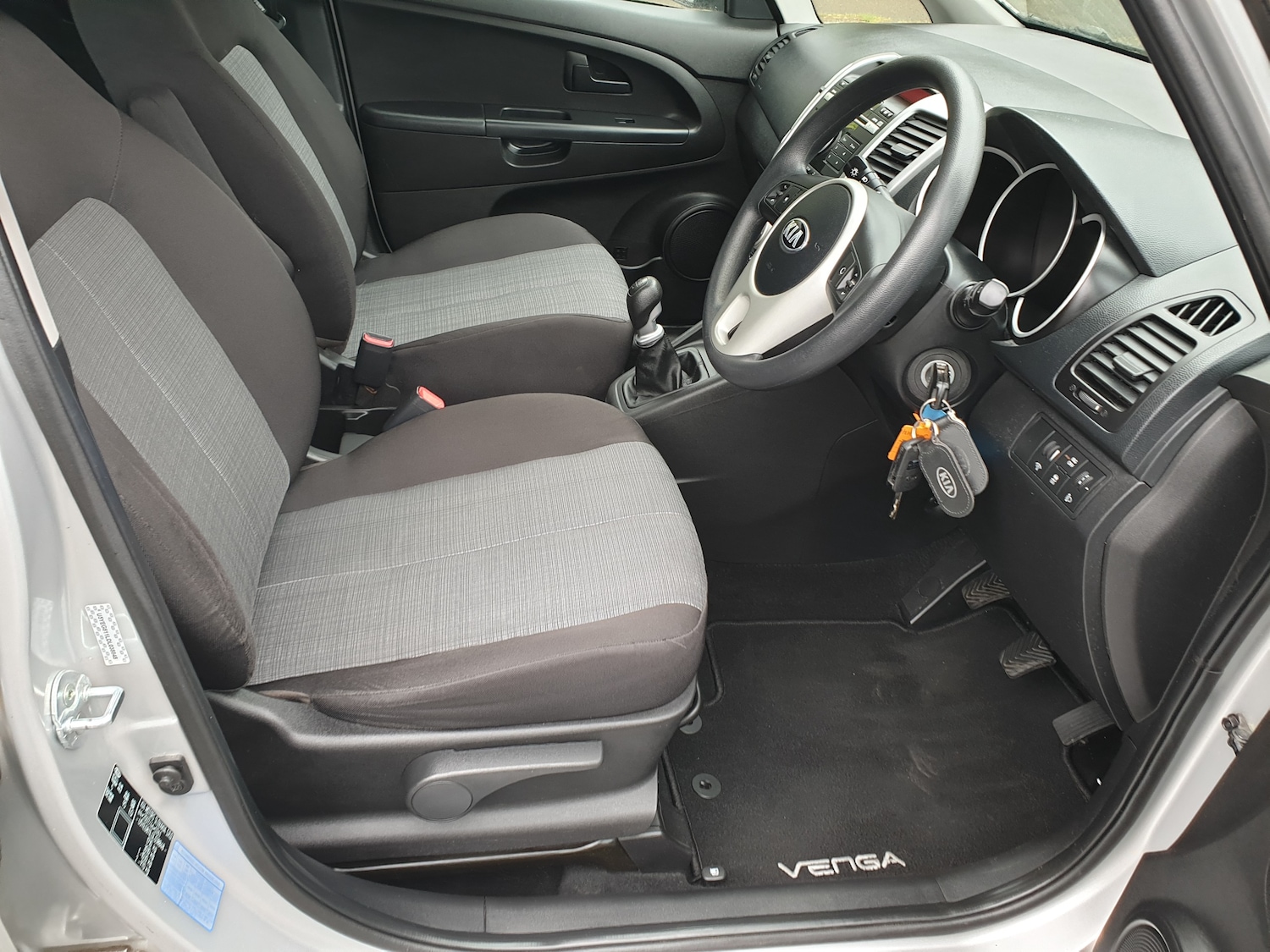 Used Kia Venga 2012 for sale - 78132127: Photo 8