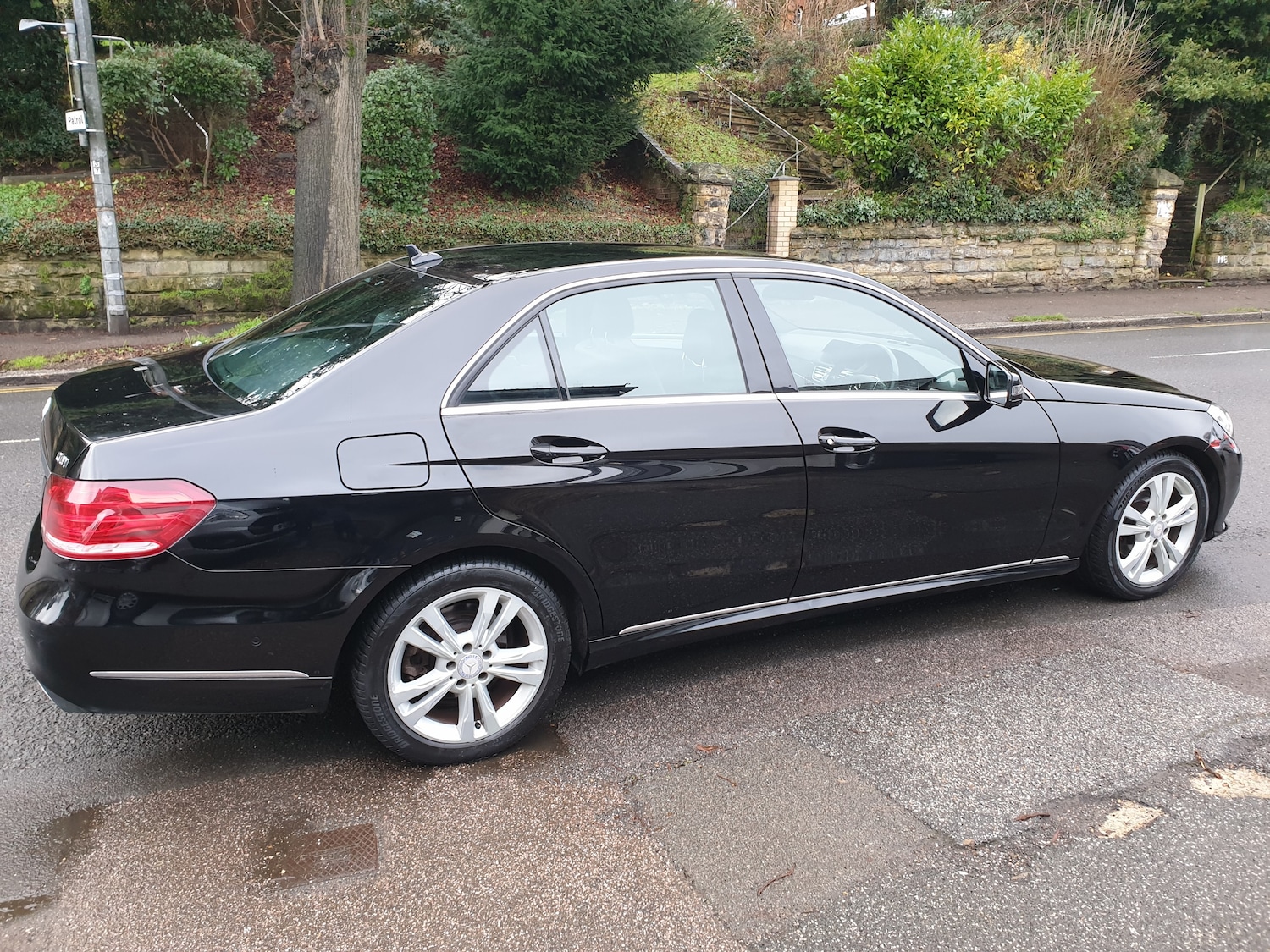 Used Mercedes-Benz E Class 2013 for sale - 77470314: Photo 2
