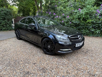 Used Mercedes-Benz C-Class 2013 for sale - 75384239: Photo