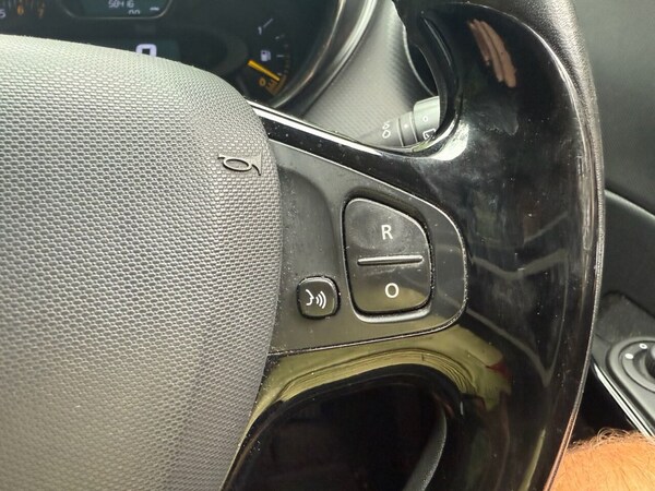 Used Renault Captur 2015 for sale - 75699884: Photo 15