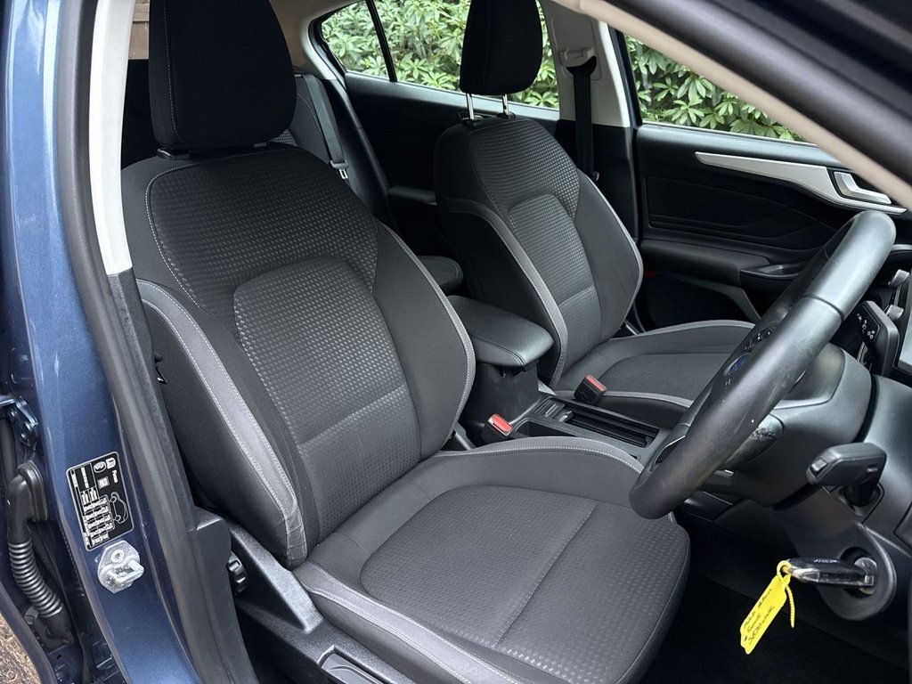 Used Ford Focus 2021 for sale - 77307328: Photo 3