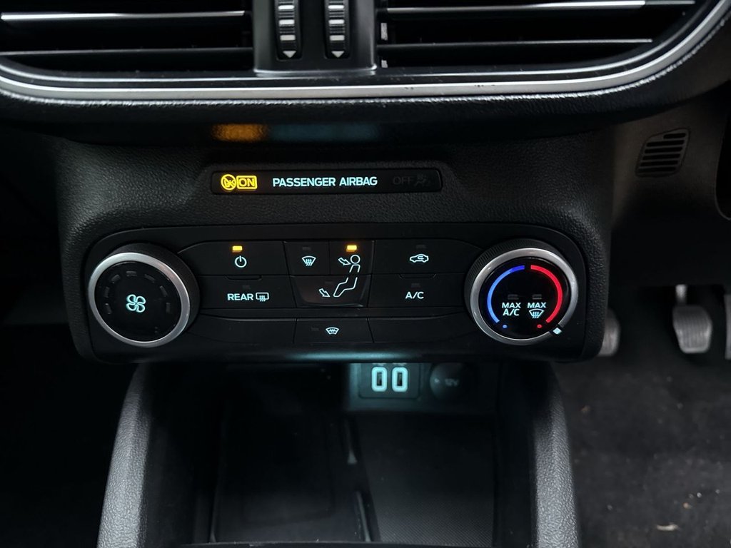 Used Ford Focus 2021 for sale - 77307328: Photo 6