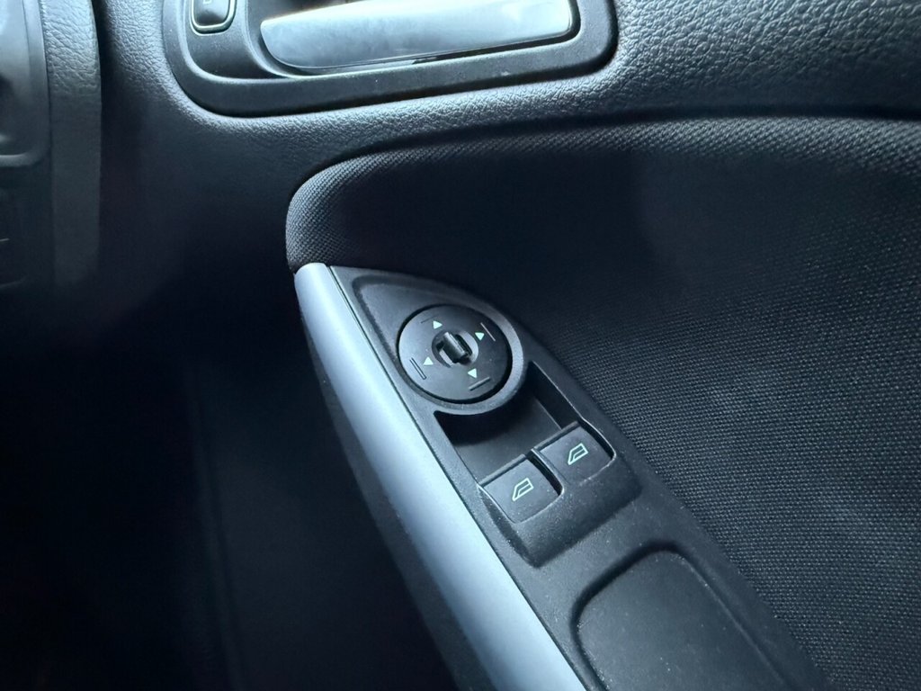 Used Ford Focus 2016 for sale - 76482354: Photo 15
