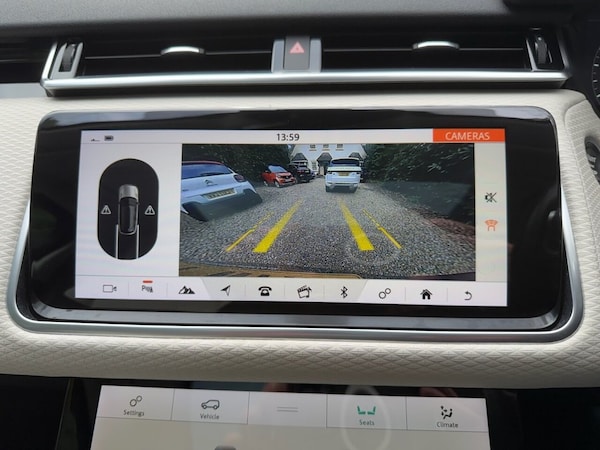 Used Land Rover Range Rover Velar 2017 for sale - 75699899: Photo 12