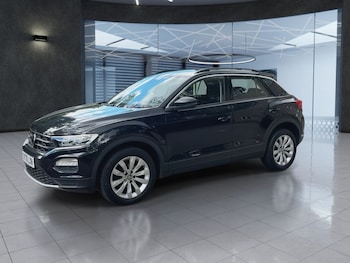 Used Volkswagen T-Roc 2021 for sale - 79089375: Photo