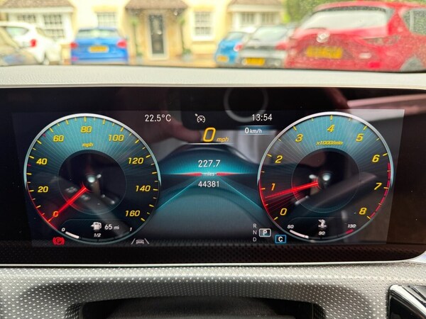 Used Mercedes-Benz A-Class 2019 for sale - 75699892: Photo 14