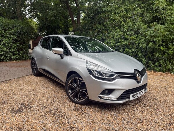 Used Renault Clio 2019 for sale - 75699881: Photo 2