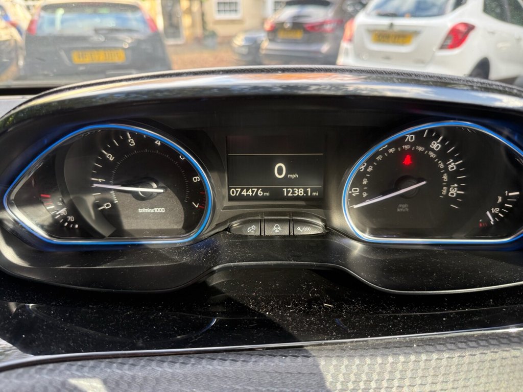 Used Peugeot 2008 2019 for sale - 76367581: Photo 12