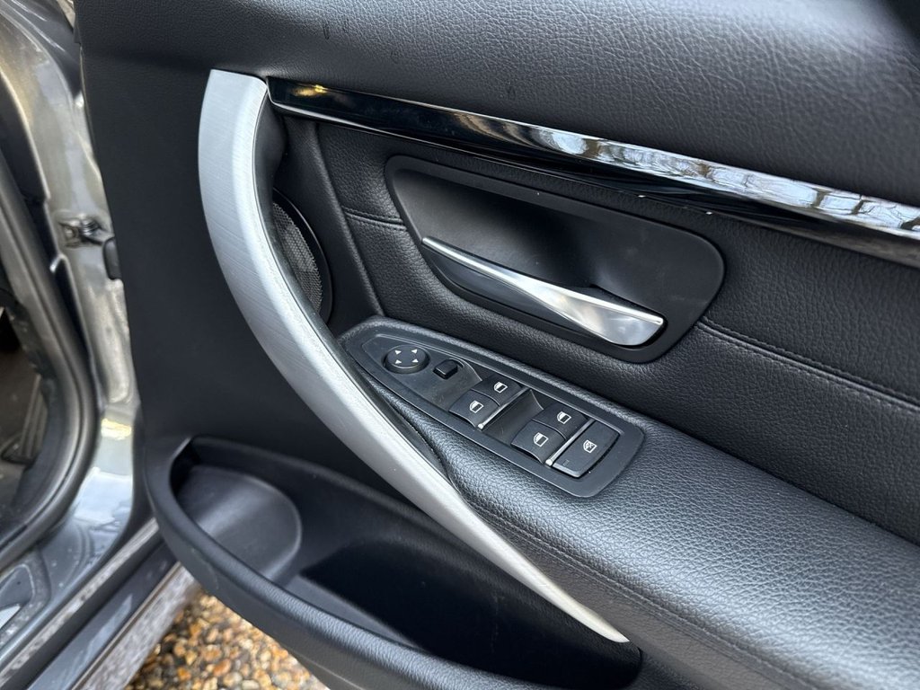 Used BMW 3 Series 2018 for sale - 77133785: Photo 12