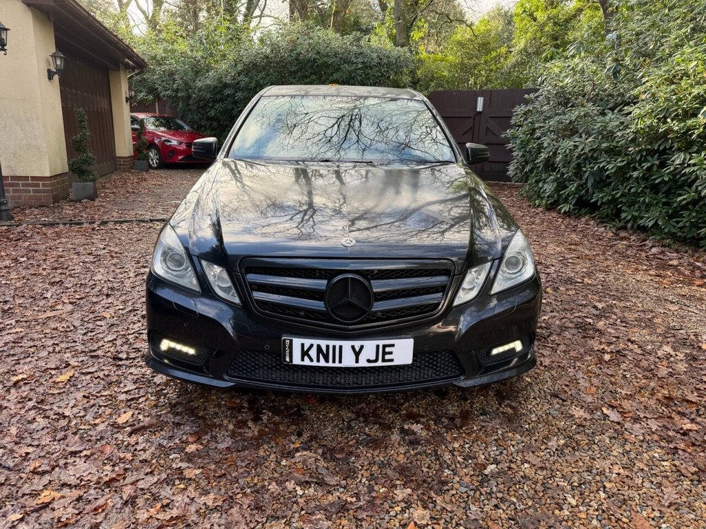 Used Mercedes-Benz E Class 2011 for sale - 76941568: Photo 18