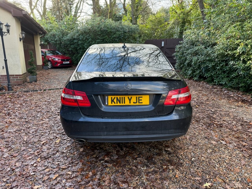 Used Mercedes-Benz E Class 2011 for sale - 76941568: Photo 19