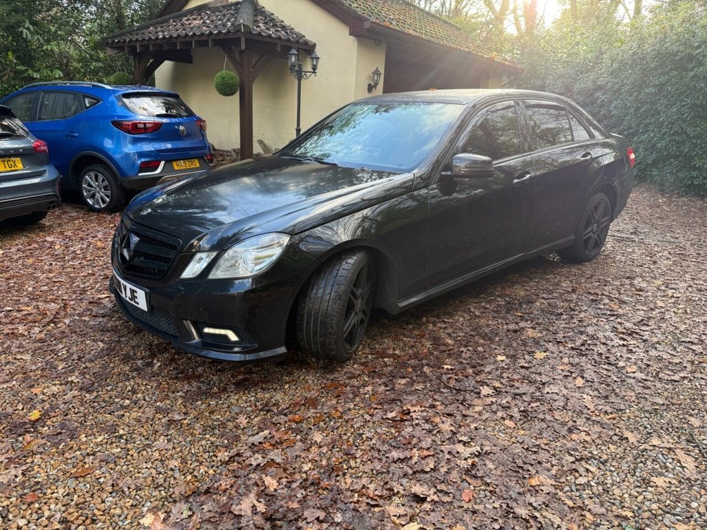 Used Mercedes-Benz E Class 2011 for sale - 76941568: Photo 22