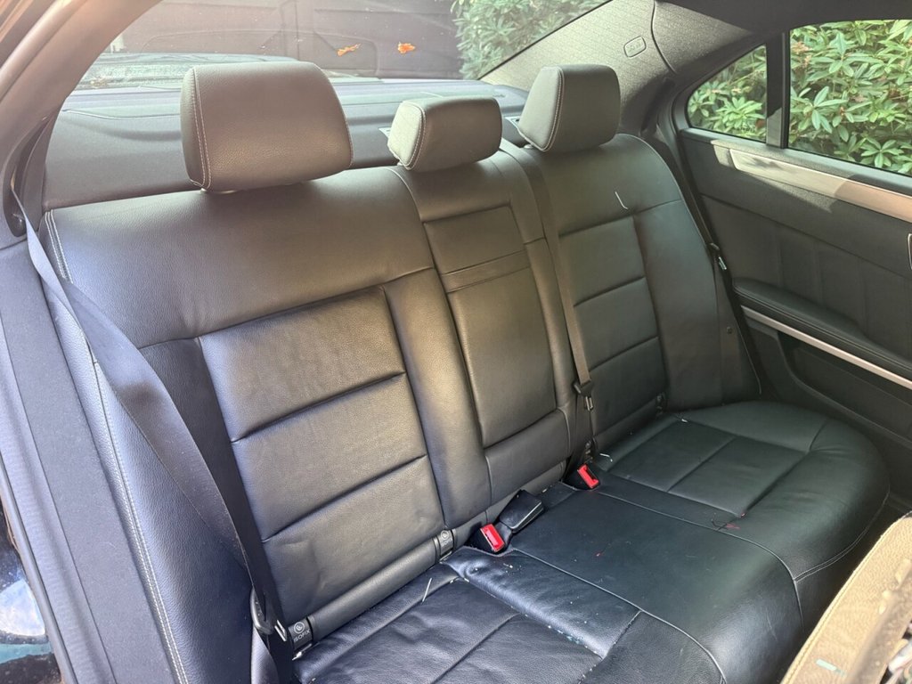 Used Mercedes-Benz E Class 2011 for sale - 76941568: Photo 6