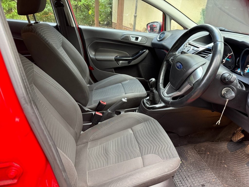 Used Ford Fiesta 2015 for sale - 77231950: Photo 4