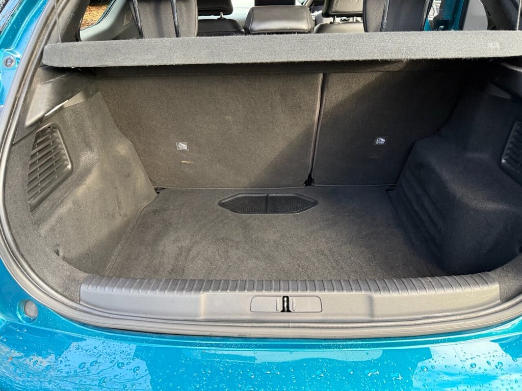 Used DS Automobiles DS 3 Crossback 2019 for sale - 76740533: Photo 30