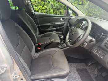 Used Renault Clio 2019 for sale - 75347429: Photo