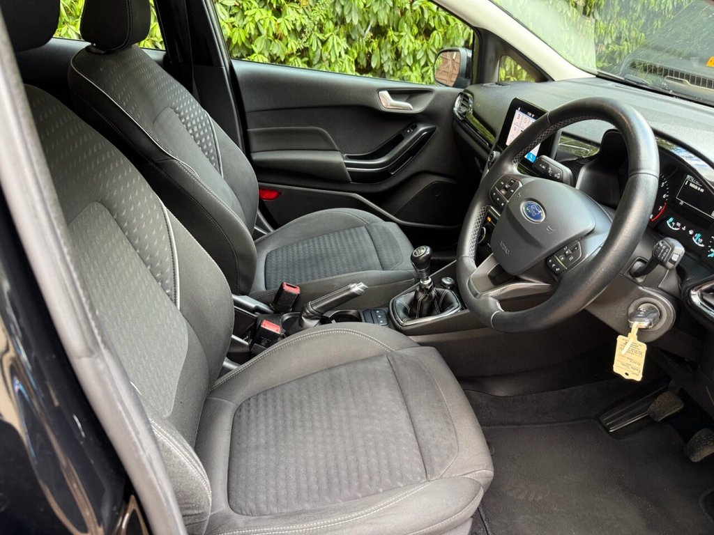 Used Ford Fiesta 2017 for sale - 75699901: Photo 4