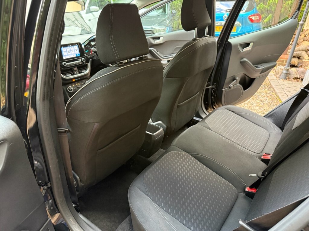 Used Ford Fiesta 2017 for sale - 75699901: Photo 8